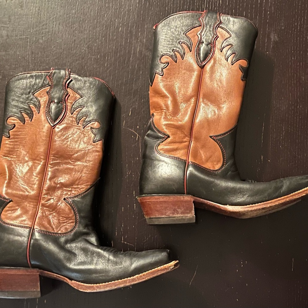 Justin Boots Black and Tan Western Boots